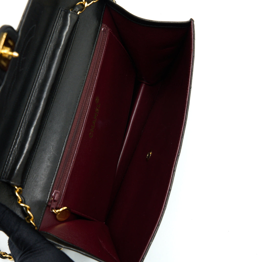 Chanel Vintage Flap Bag Lambskin Black
