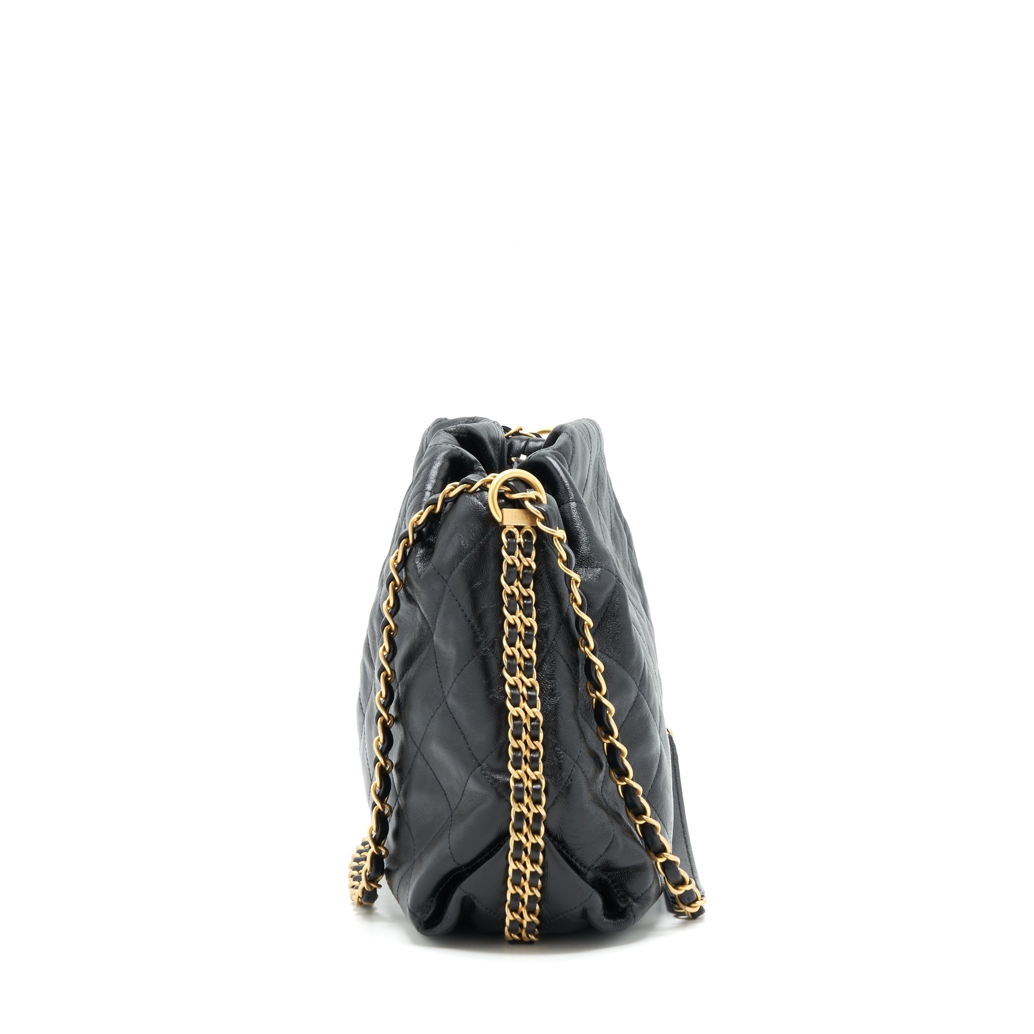 Chanel quilted shoulder bag lambskin black