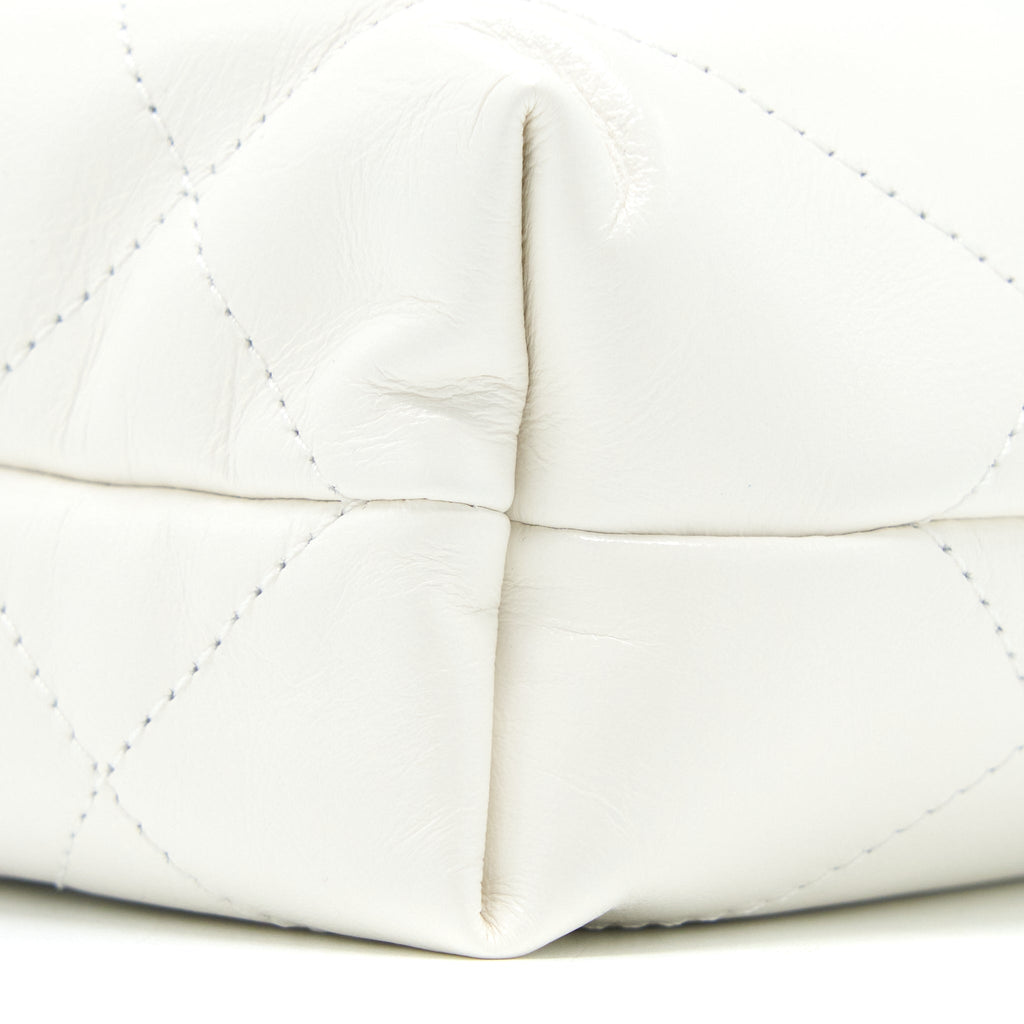 Chanel 23S Mini 22 Bag Shiny Calfskin White  (Microchip)