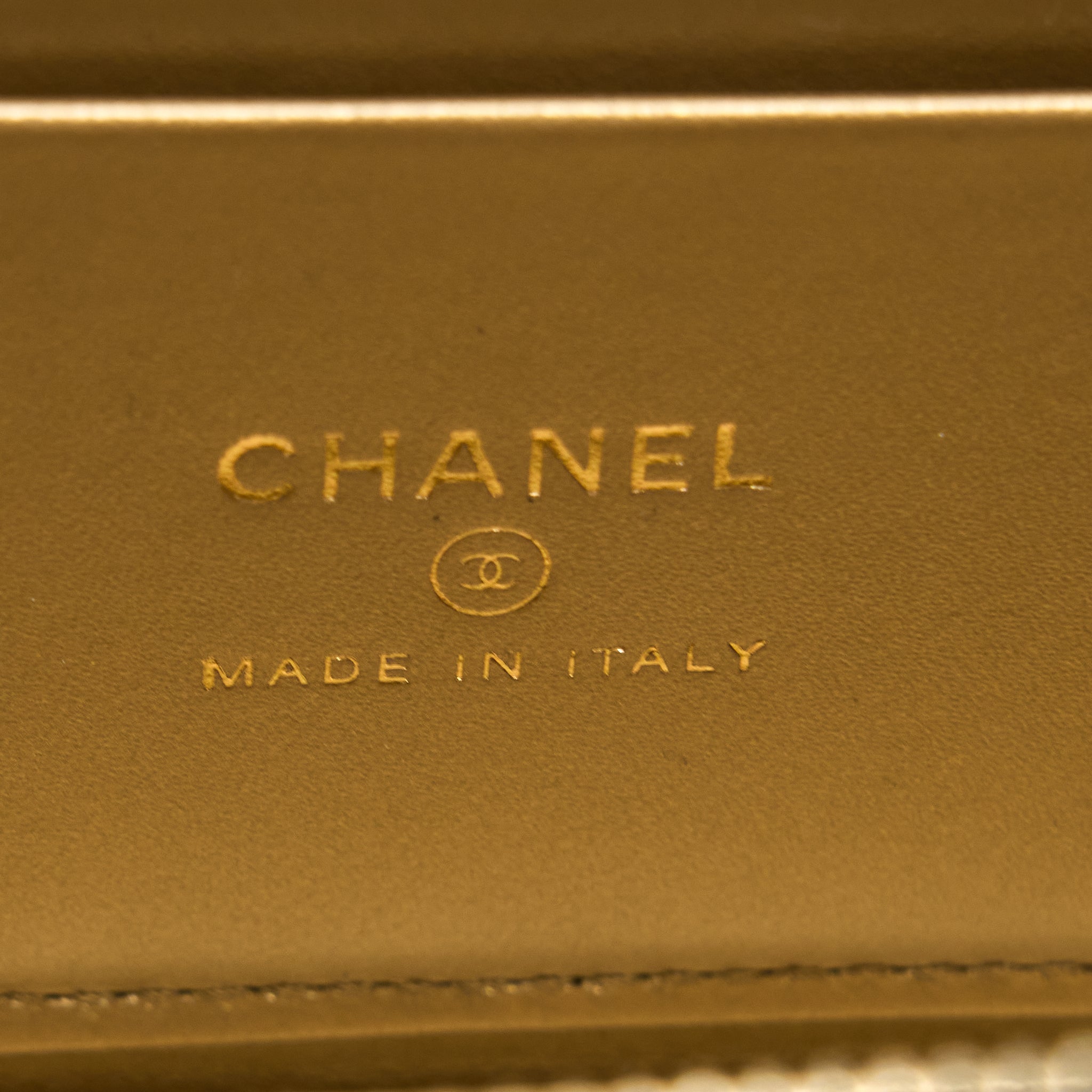 Chanel Pearl Crush Long Vanity Lambskin Black