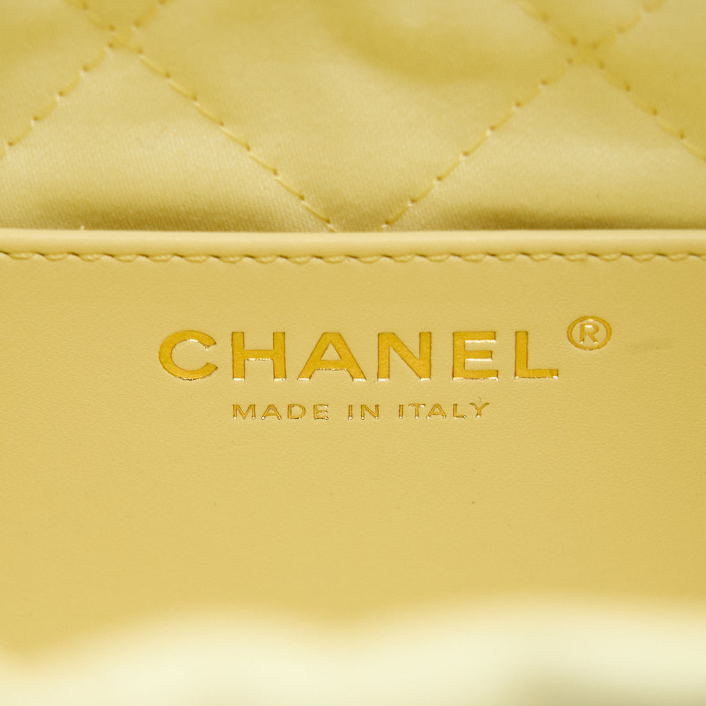 Chanel 23S Mini 22 Bag Shiny Calfskin Light Yellow  (Microchip)