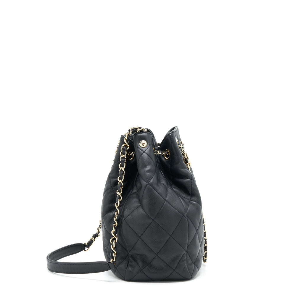 Chanel bucket bag quilted lambskin black L