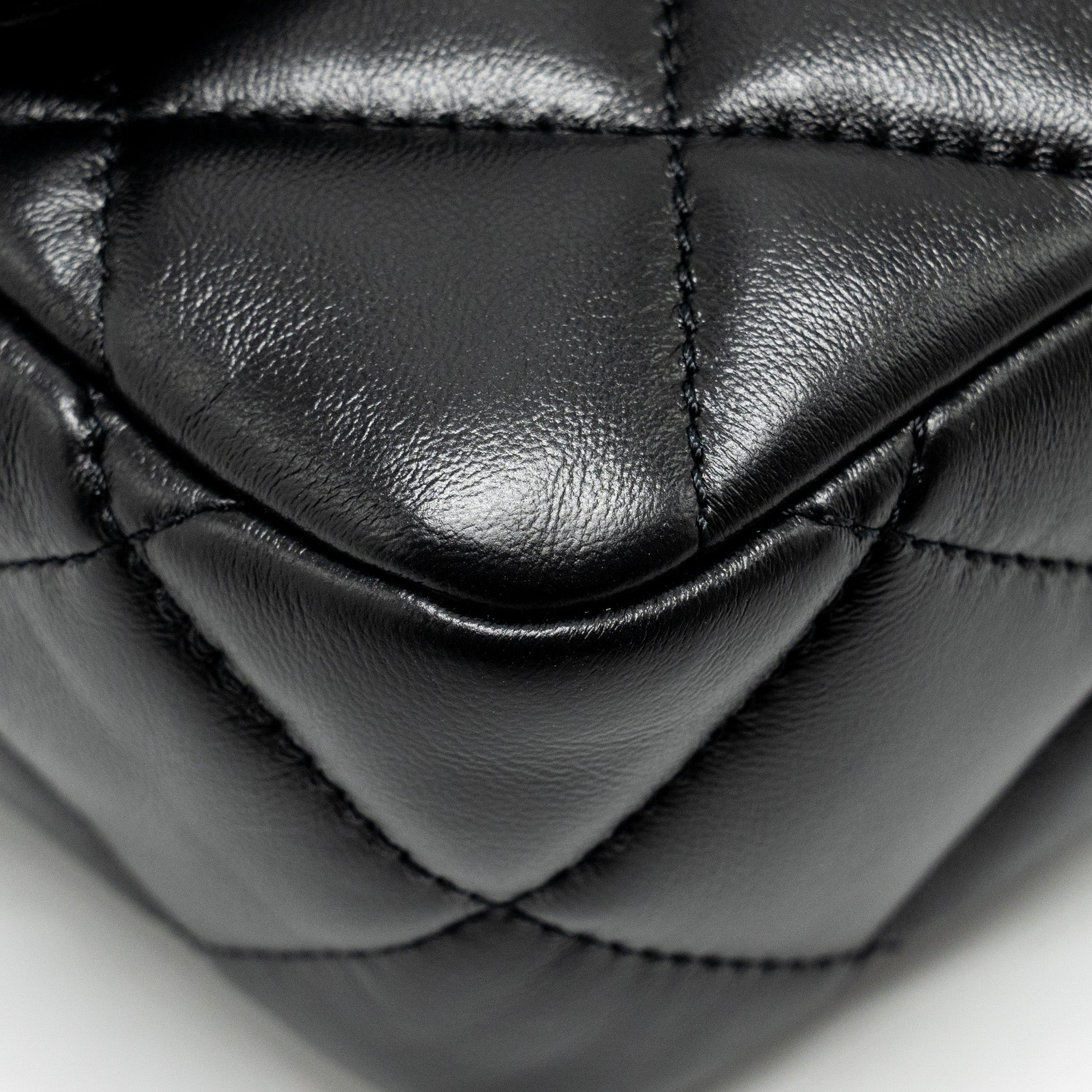 Chanel 22B Mini FlapBag Lambskin Black  (Microchip)