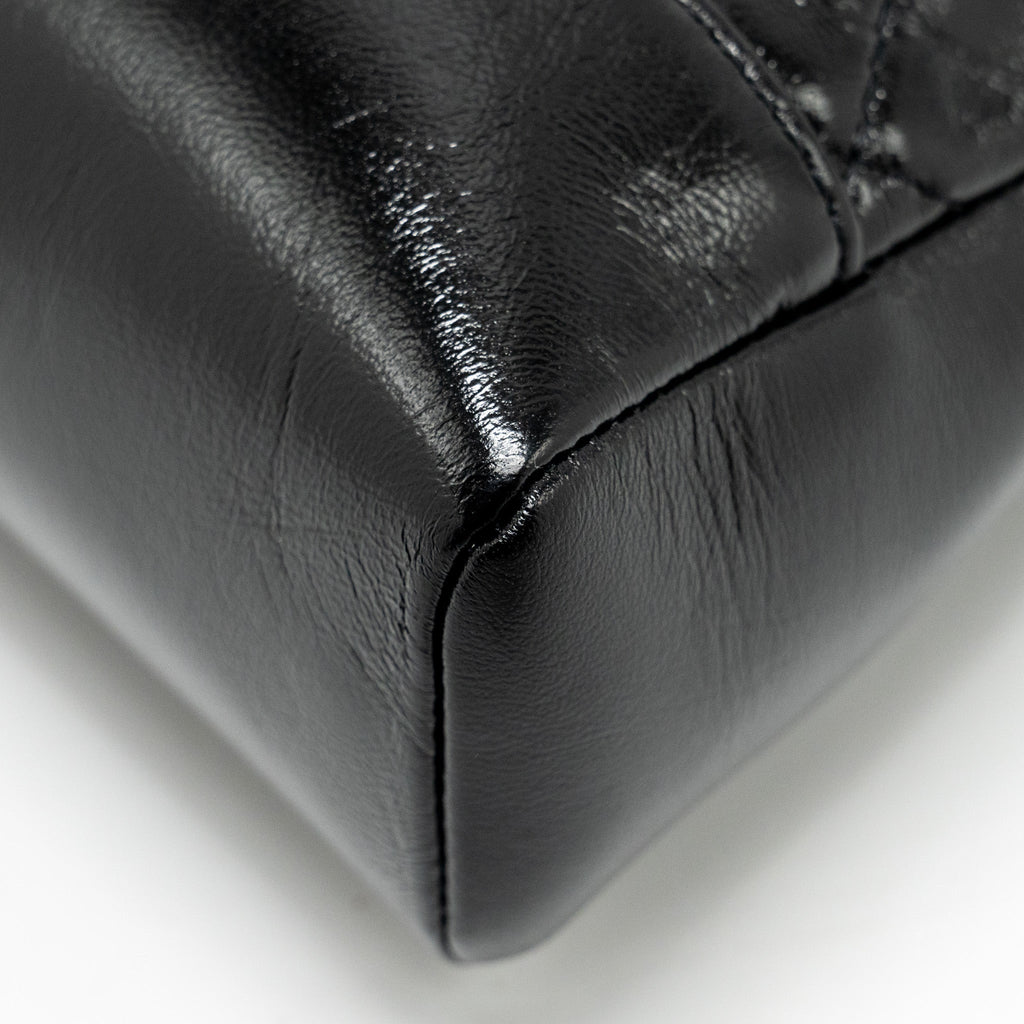 Chanel Mini 31 Bag Shiny Lambskin Black L (Microchip)