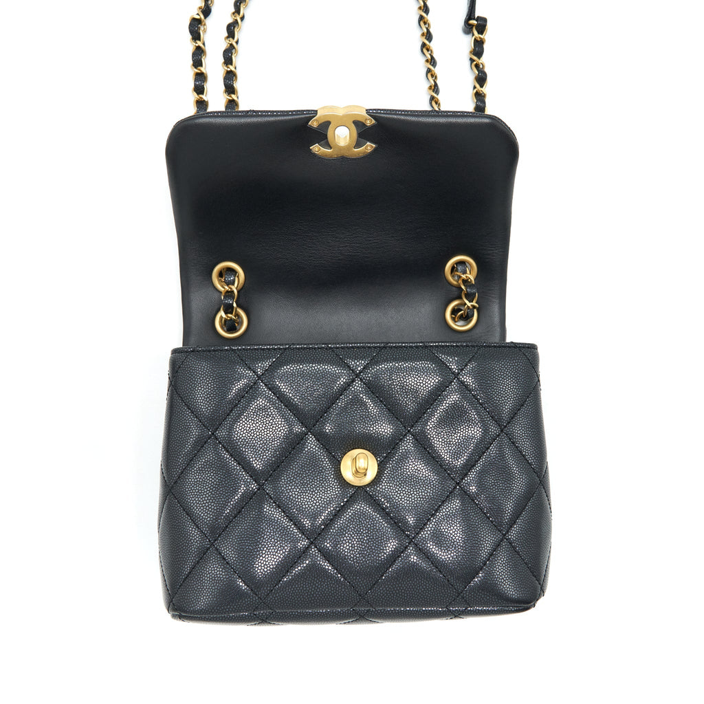 Chanel 22P New Square Flap Bag Caviar Black