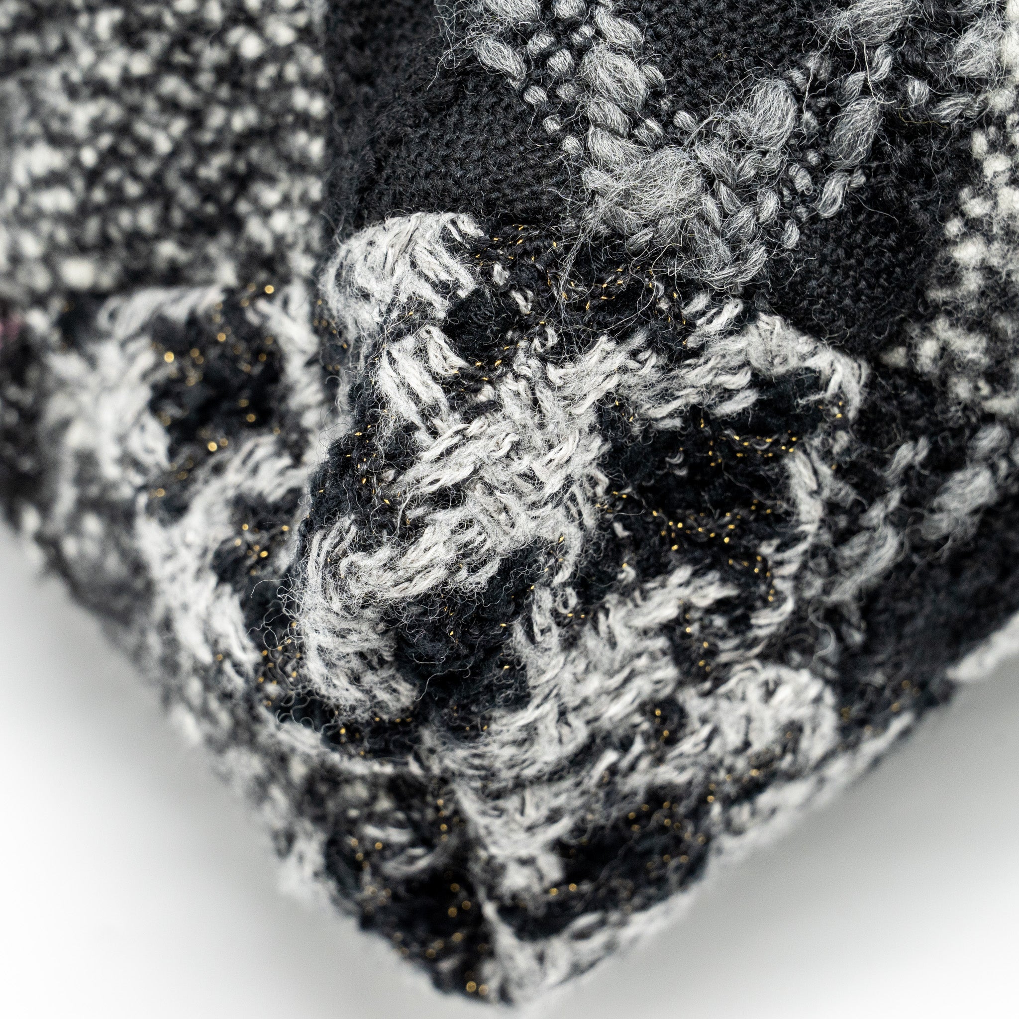 Chanel Medium 22 Bag fabric / tweed multicolour  (microchip)