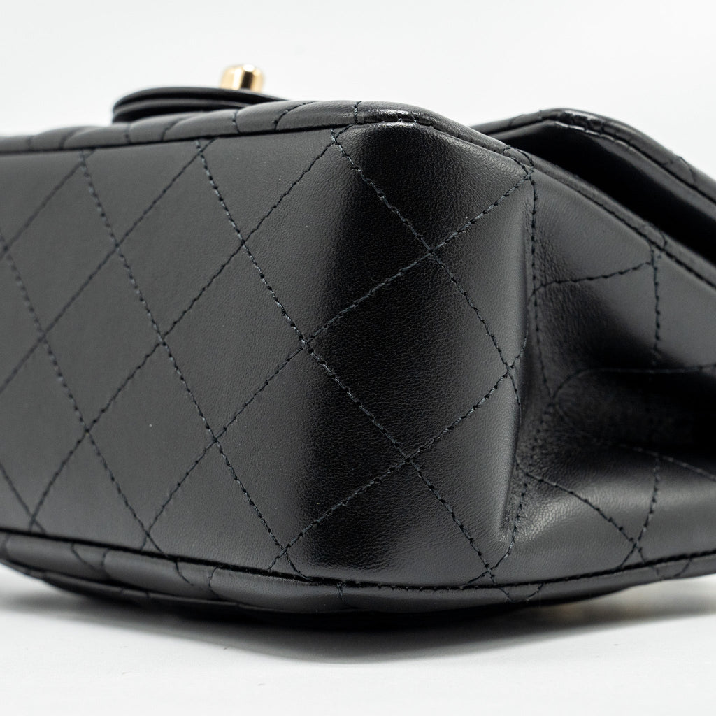Chanel Mini Square Flap Bag Lambskin Black L (microchip)