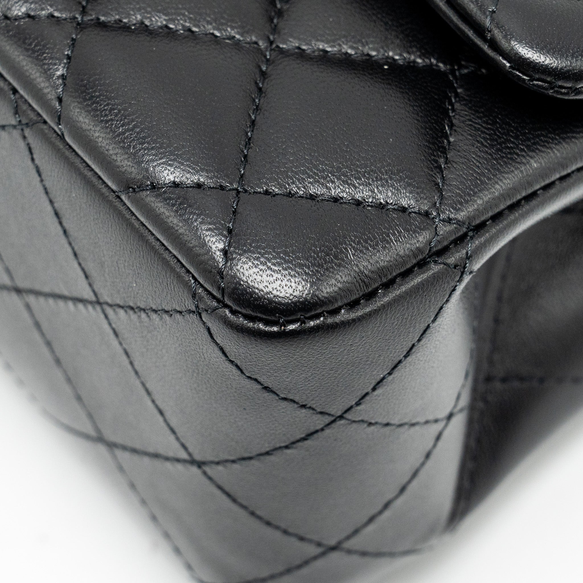Chanel Mini Square Flap Bag Lambskin Black L (microchip)