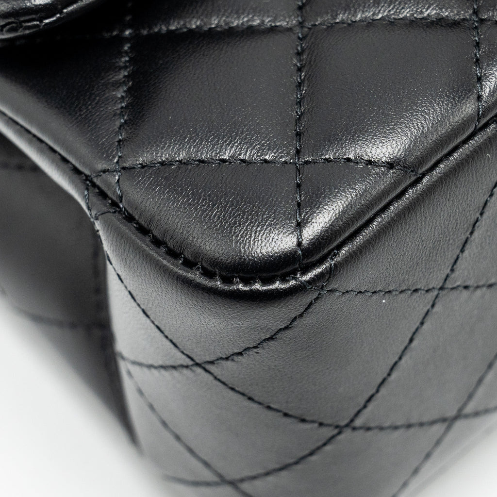 Chanel Mini Square Flap Bag Lambskin Black L (microchip)