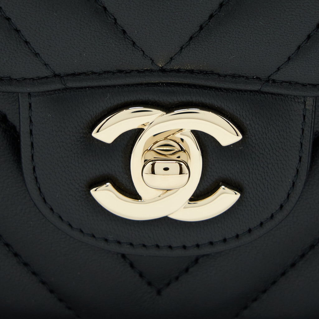 Chanel Medium Chevron Classic Double Flap Lambskin Black L