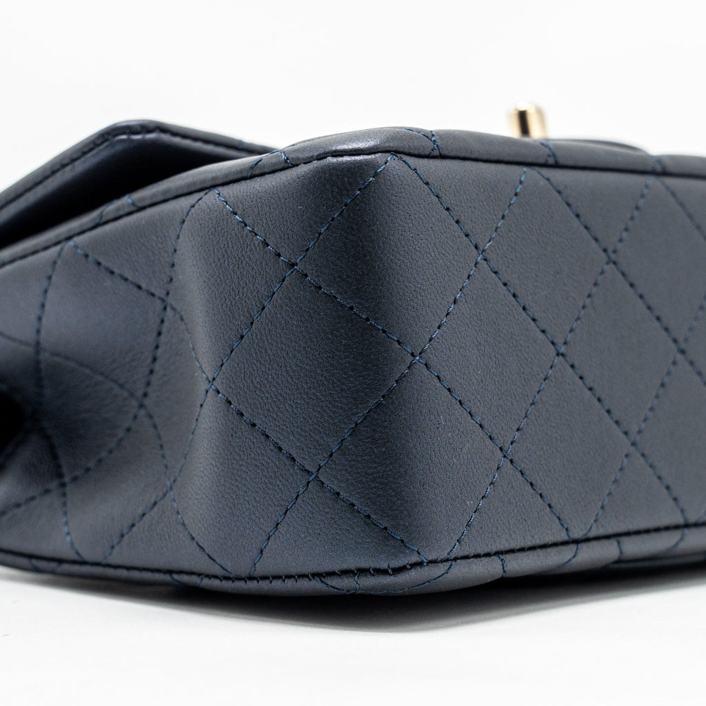 Chanel Top handle mini rectangular flap bag lambskin navy L (microchip)
