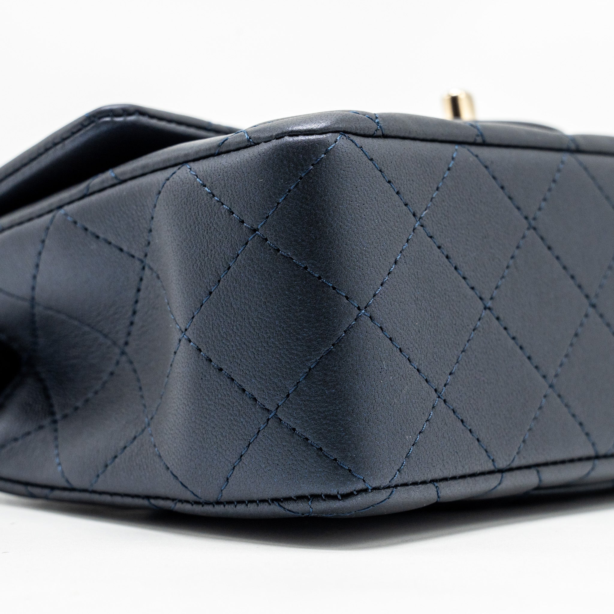Chanel Top handle mini rectangular flap bag lambskin navy L (microchip)