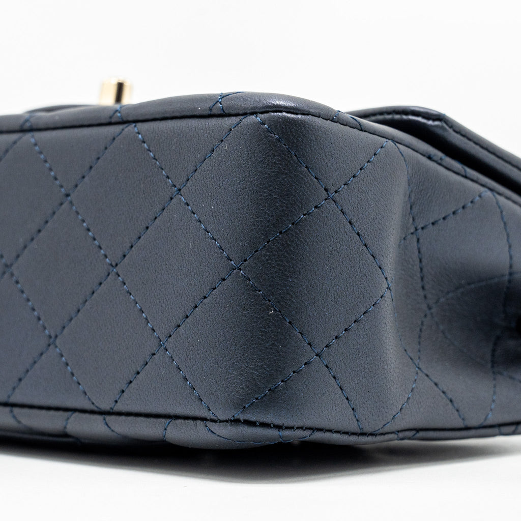 Chanel Top handle mini rectangular flap bag lambskin navy L (microchip)