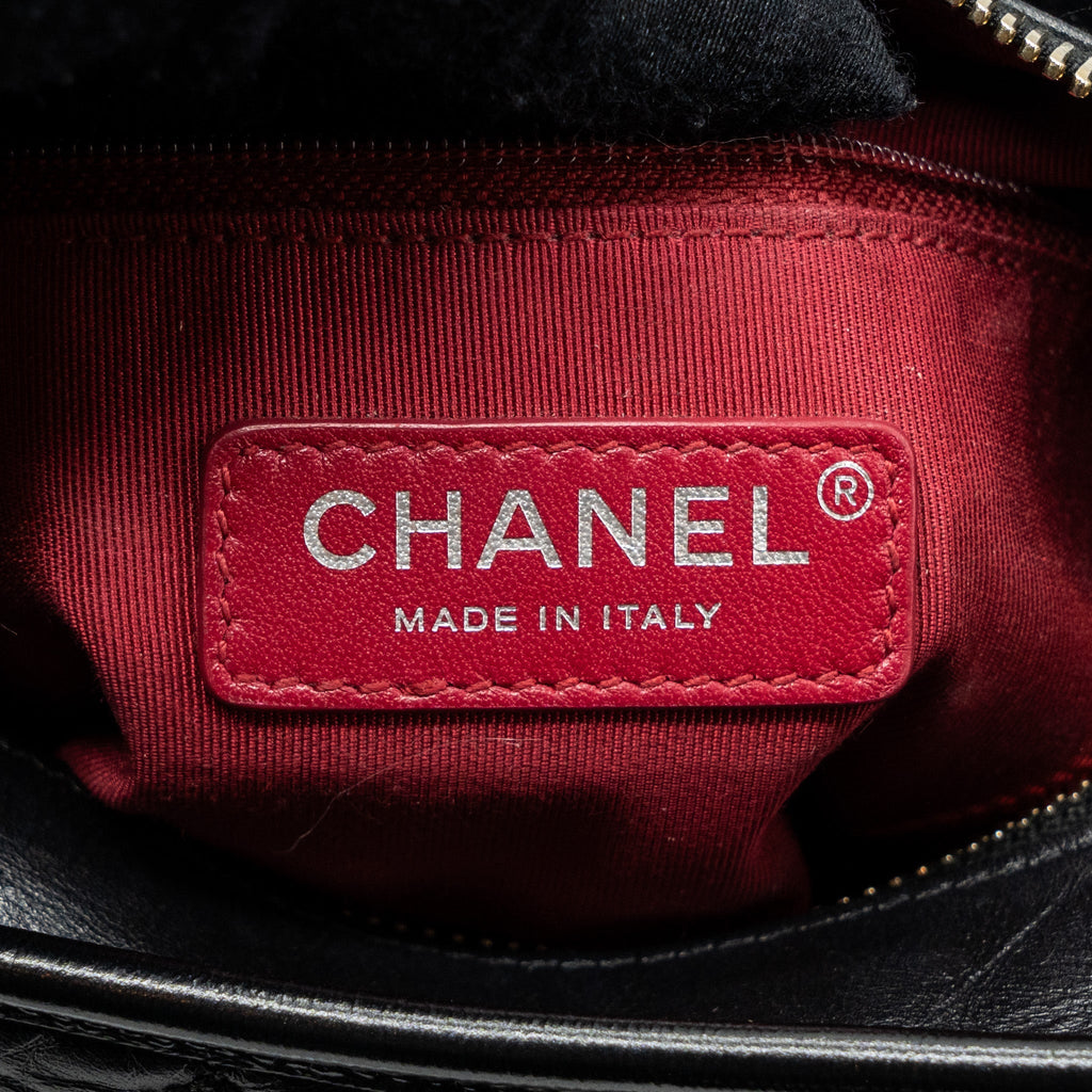 Chanel small Gabrielle hobo bag calfskin black Multicolour hardware