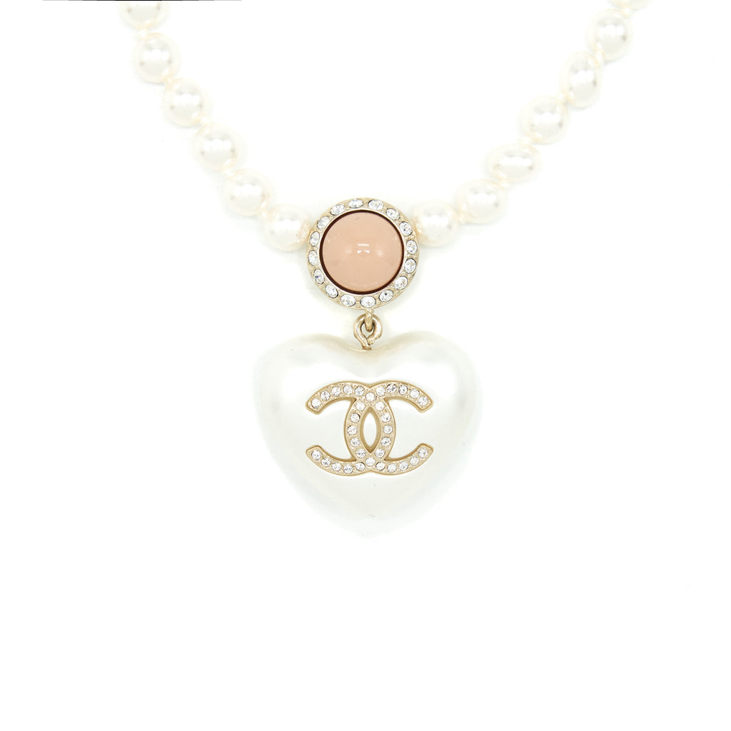 Chanel Pearl Necklace With Heart Pearl Crystal CC Logo L