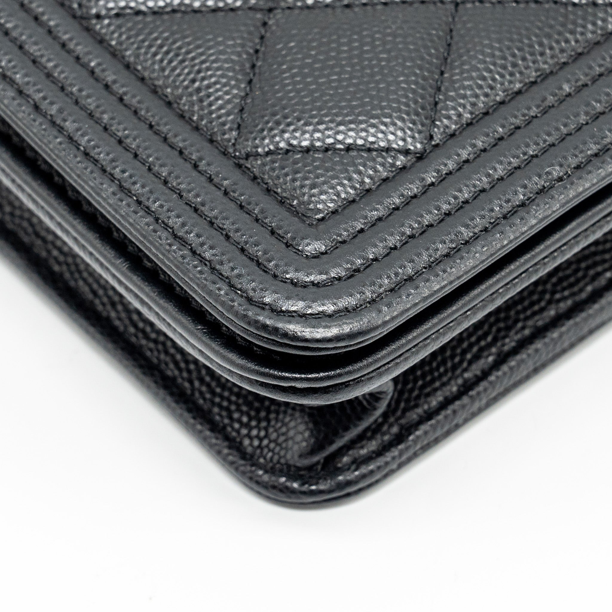 Chanel Boy Wallet On Chain caviar black  (microchip)