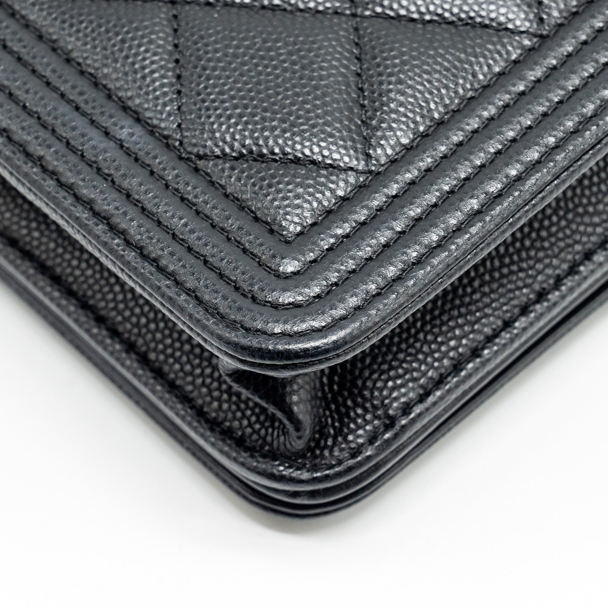 Chanel Boy Wallet On Chain caviar black  (microchip)