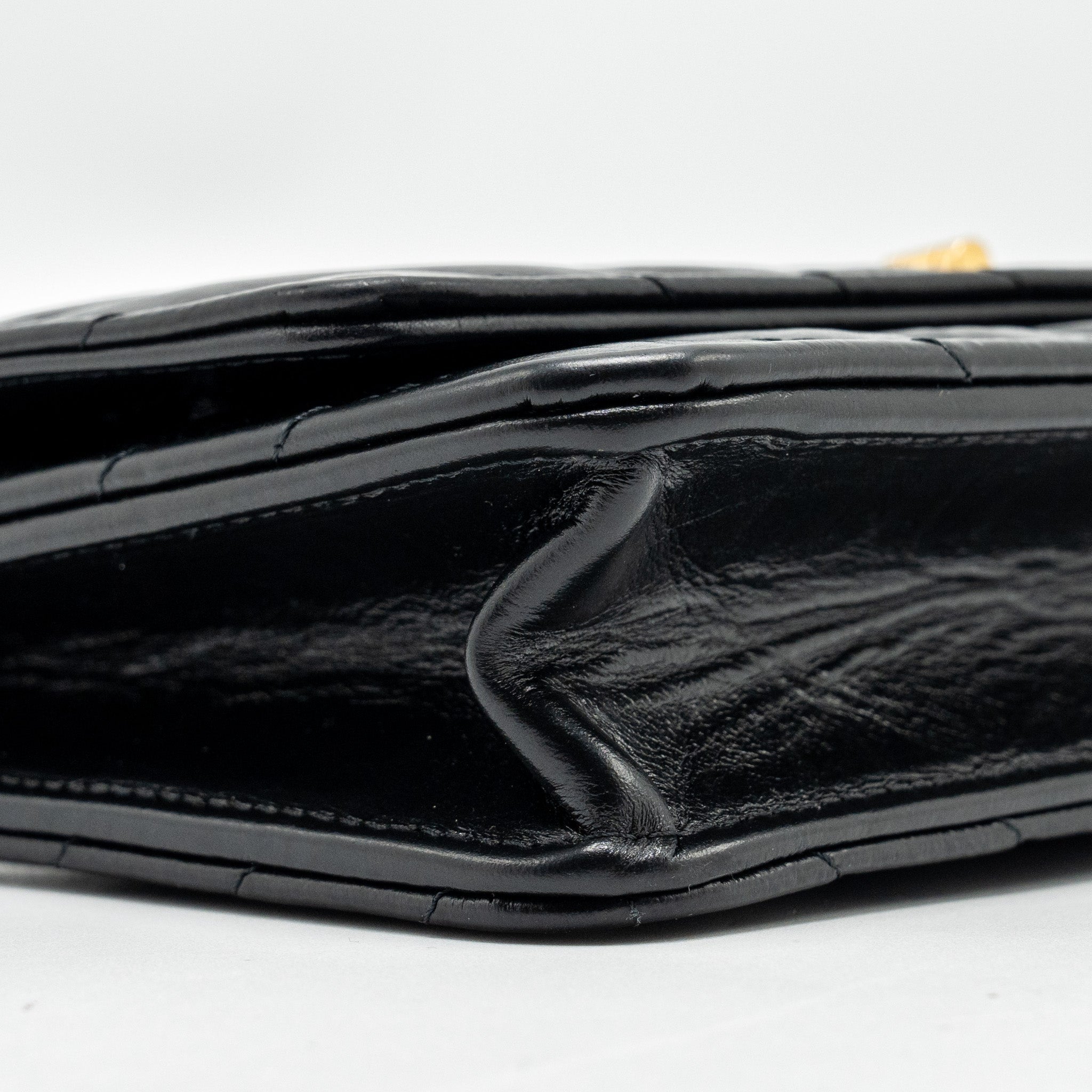 Chanel Chevron 2.55 reissue wallet on Chain aged calfskin black  (microchip)