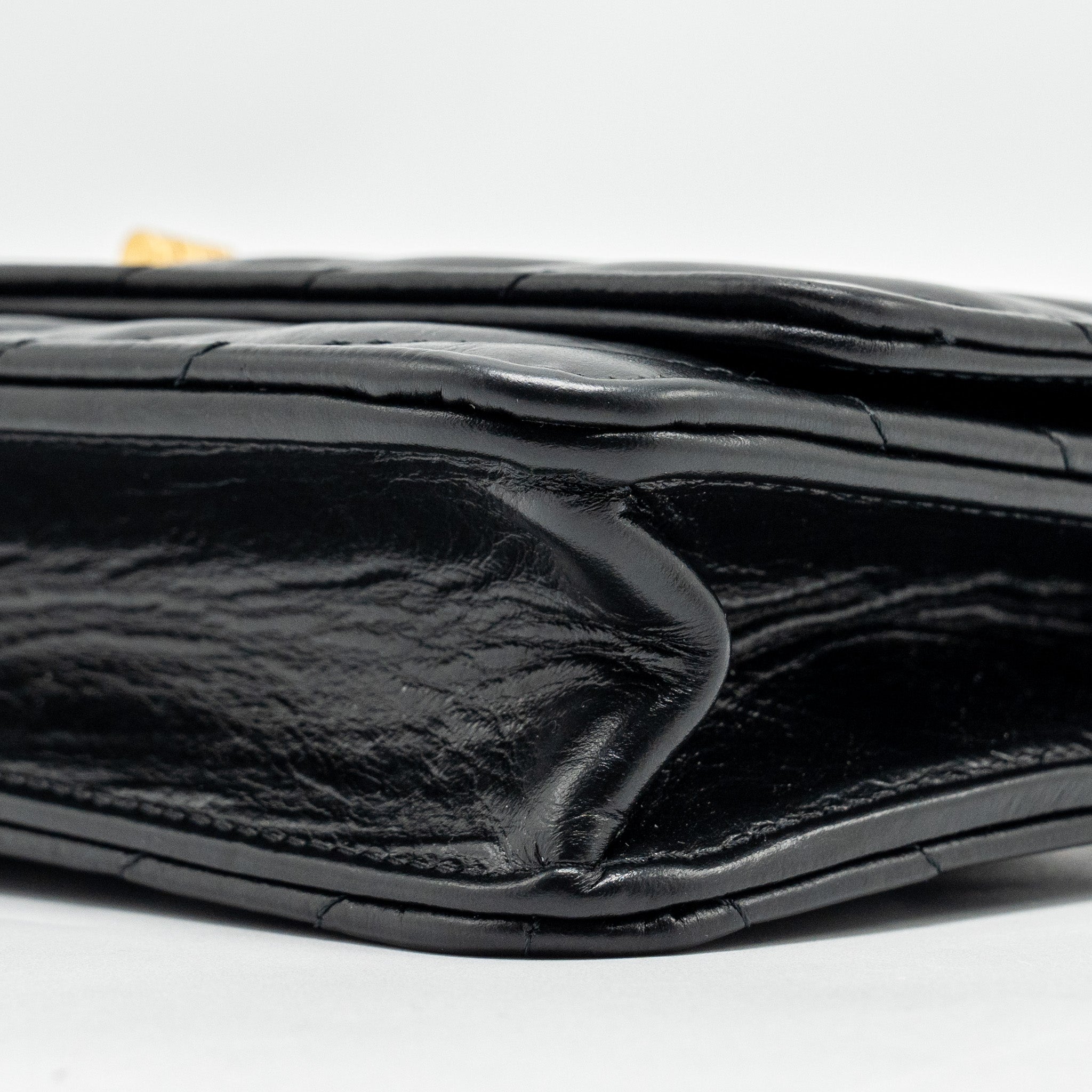 Chanel Chevron 2.55 reissue wallet on Chain aged calfskin black  (microchip)