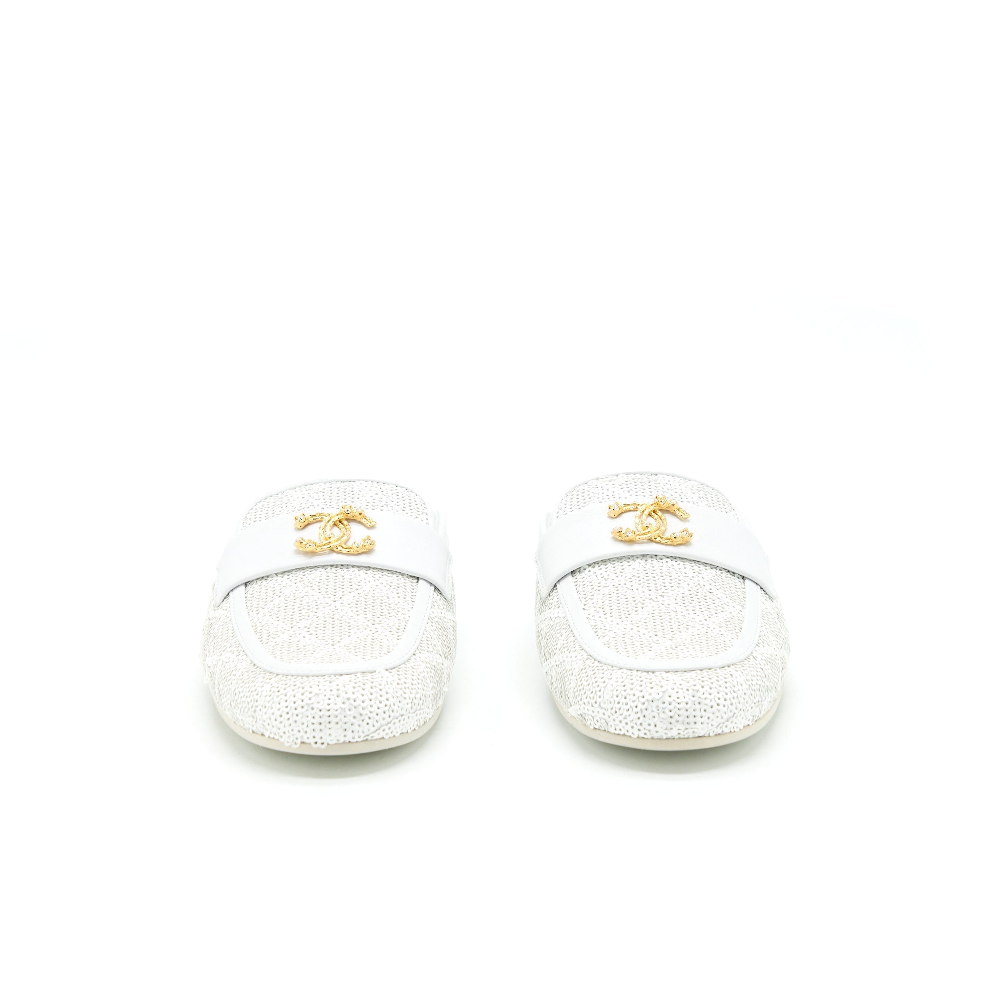 Chanel Size 38 CC Logo Sequins Lambskin Mule White