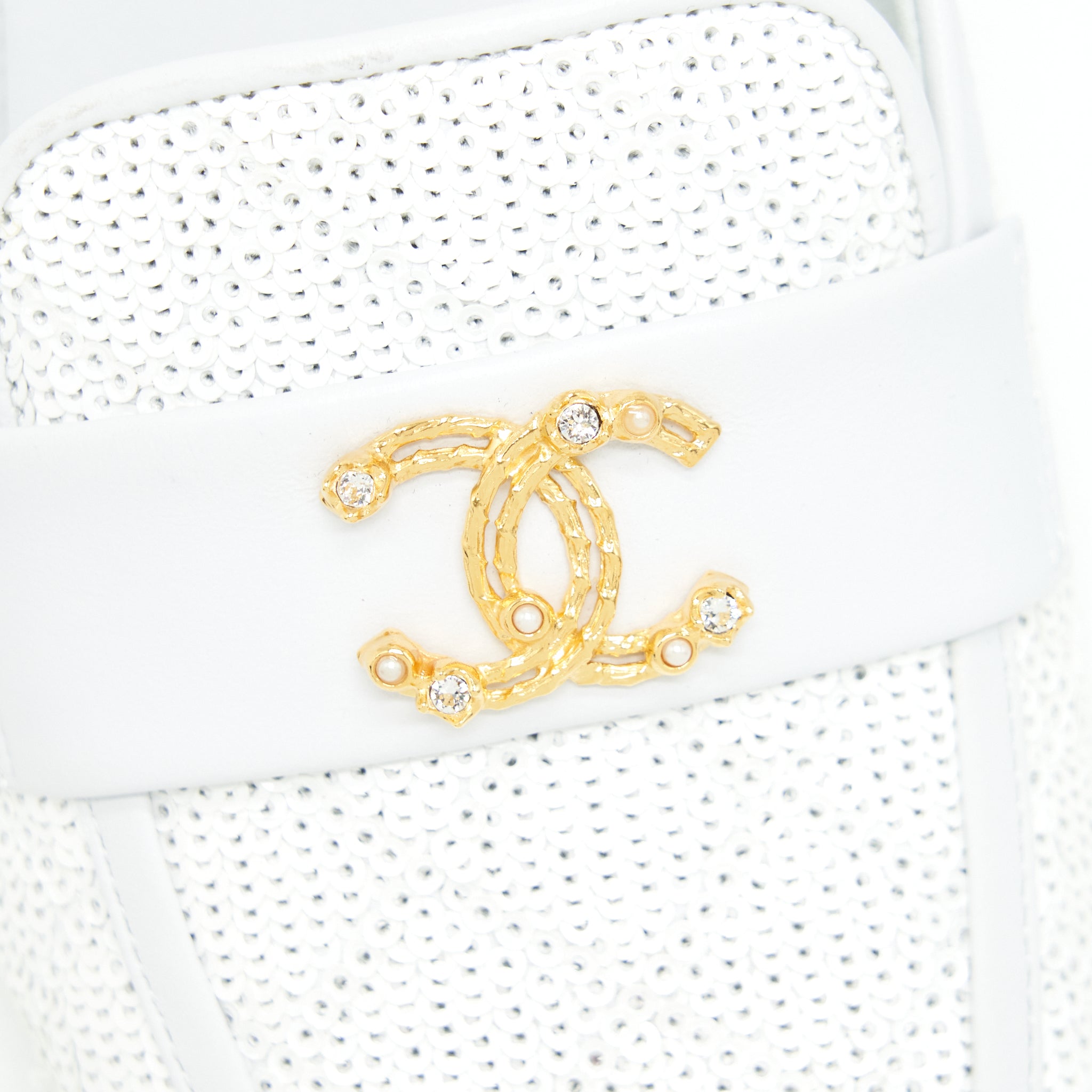 Chanel Size 38 CC Logo Sequins Lambskin Mule White