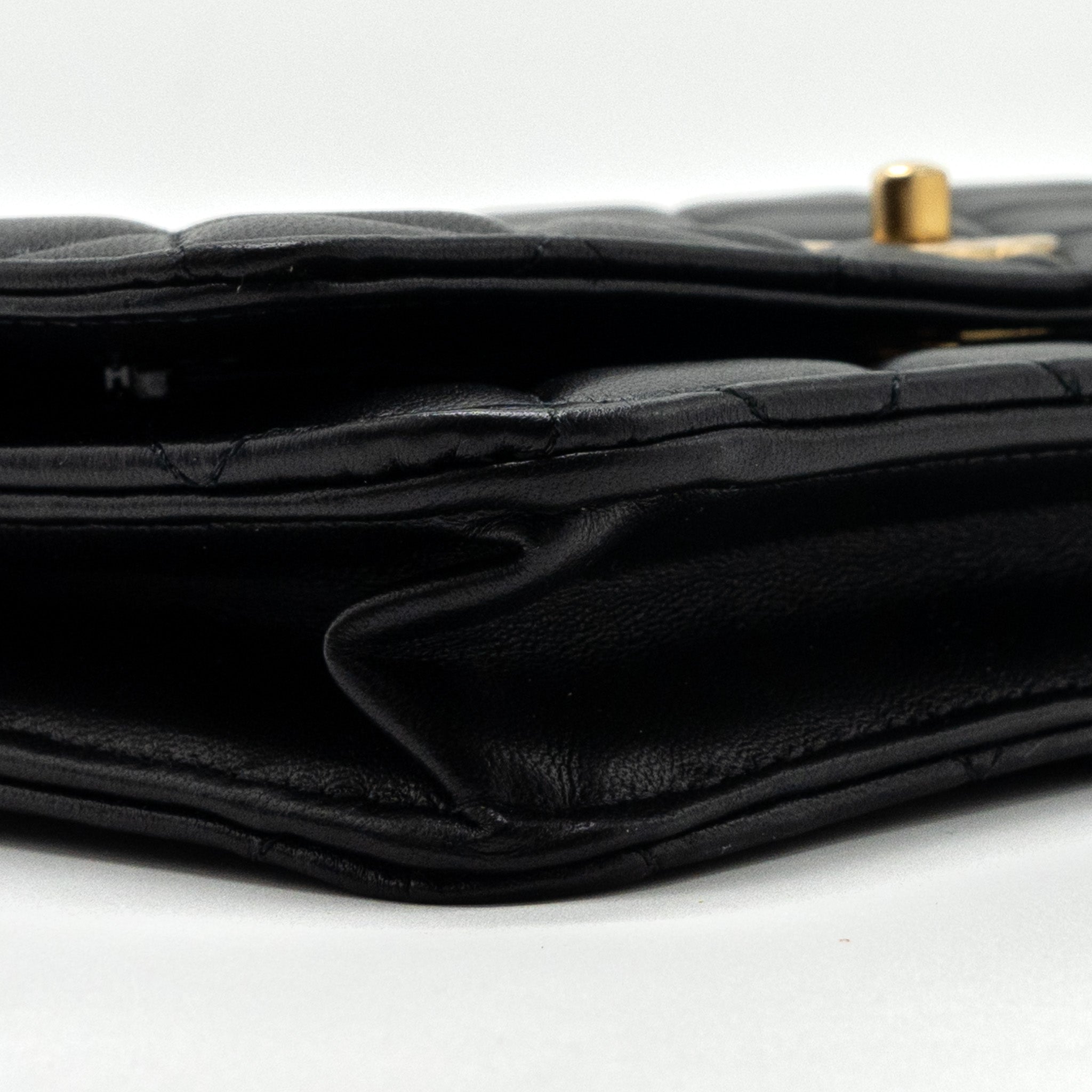 Chanel Pearl Crush Wallet On Chain Lambskin Black  (microchip)