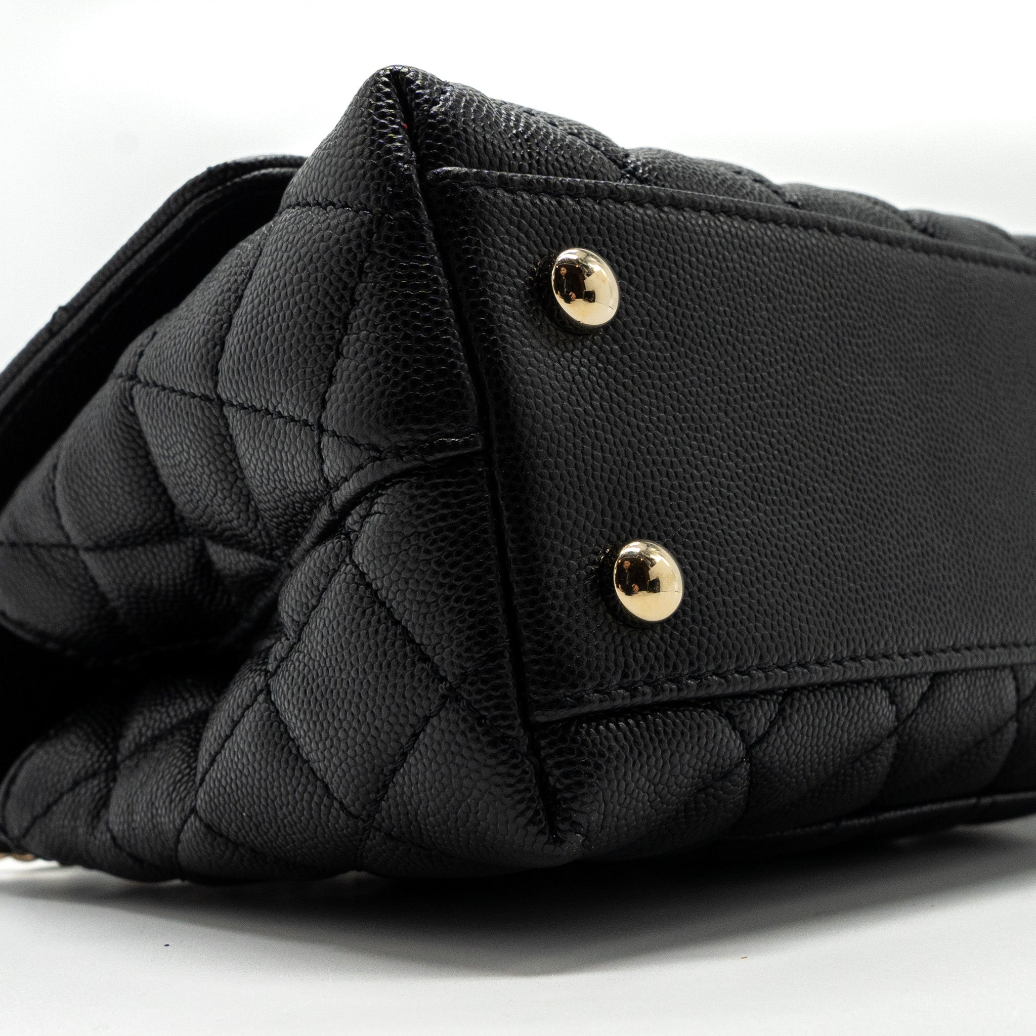chanel small coco handle caviar black L (microchip)