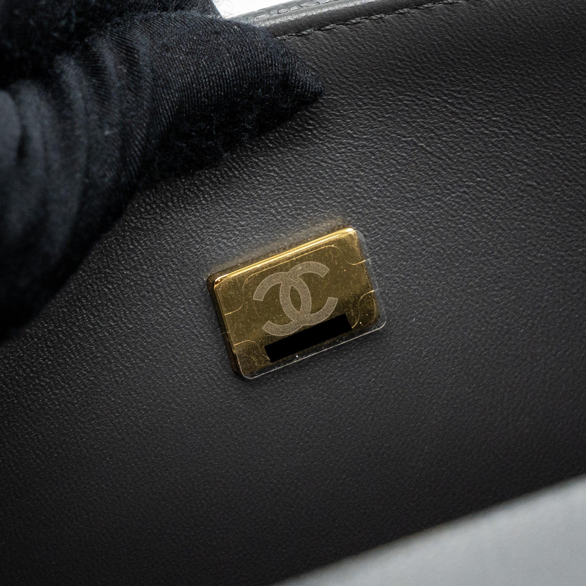 Chanel small boy bag caviar grey L (microchip)