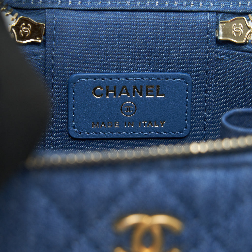 Chanel 22C Pearl Crush mini Vanity with Chain Denim