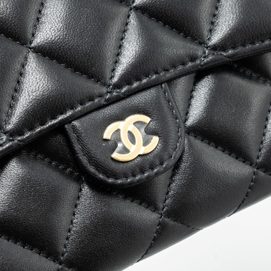 Chanel classic long flap wallet lambskin black  (microchip)