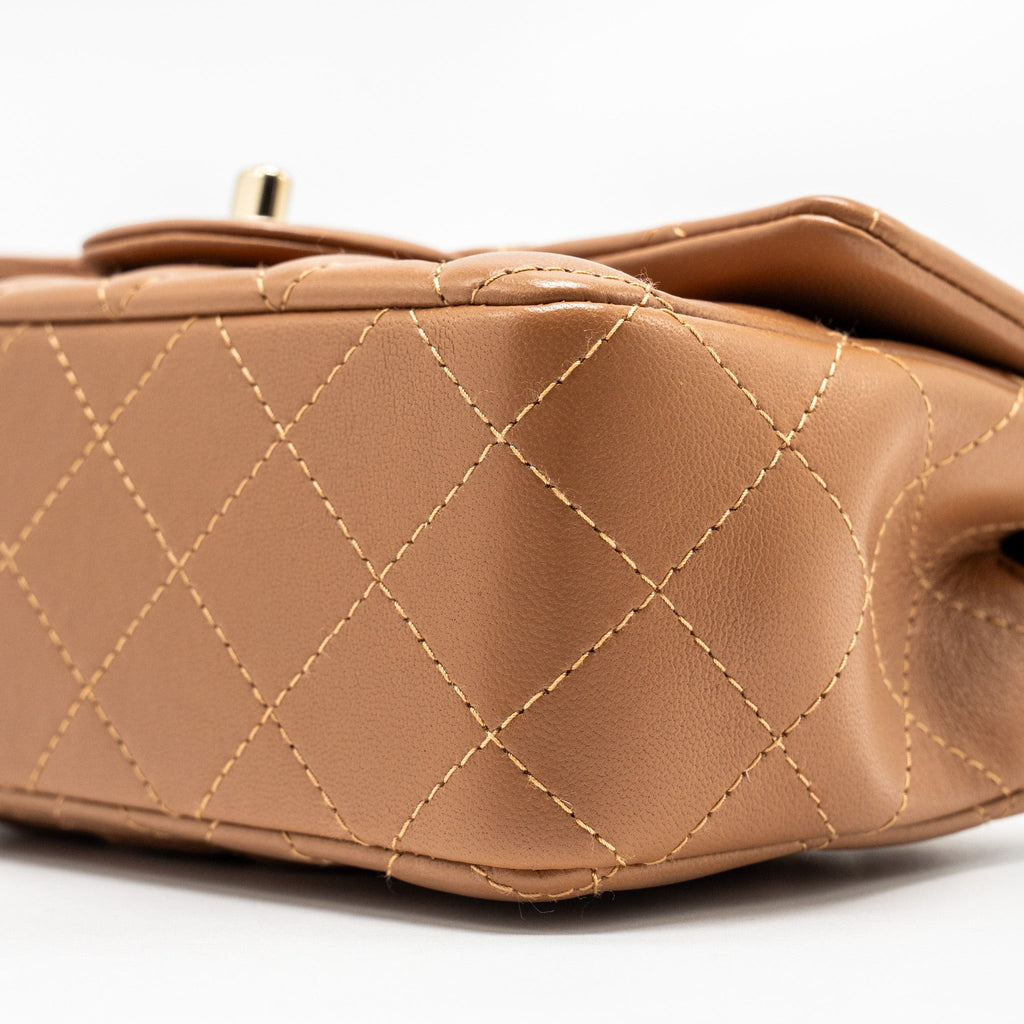 Chanel 22s Mini Rectangular Flap Bag Lambskin Caramel L (microchip)