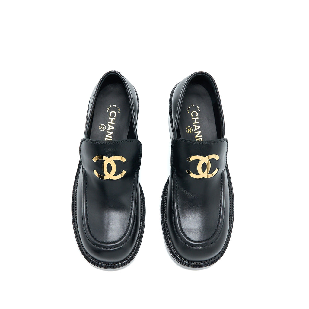 Chanel 22K Size 38 Loafer Leather Black