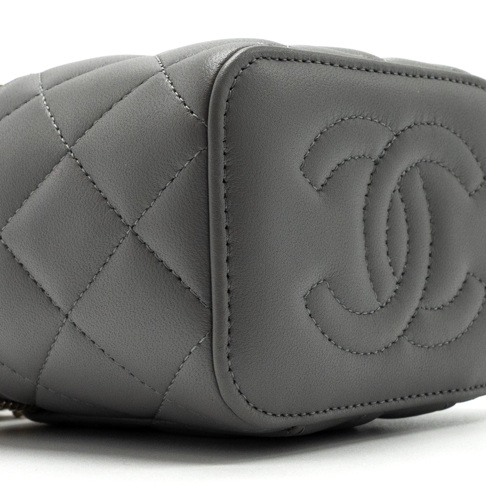 Chanel Top Handle Mini Vanity Case Lambskin Grey (Microchip)
