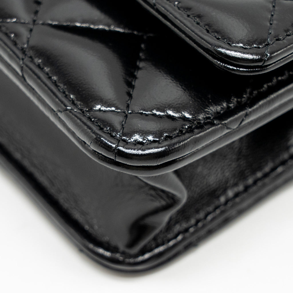 Chanel Wallet on CC Detailed Chain Shiny Lambskin Black  (Microchip)