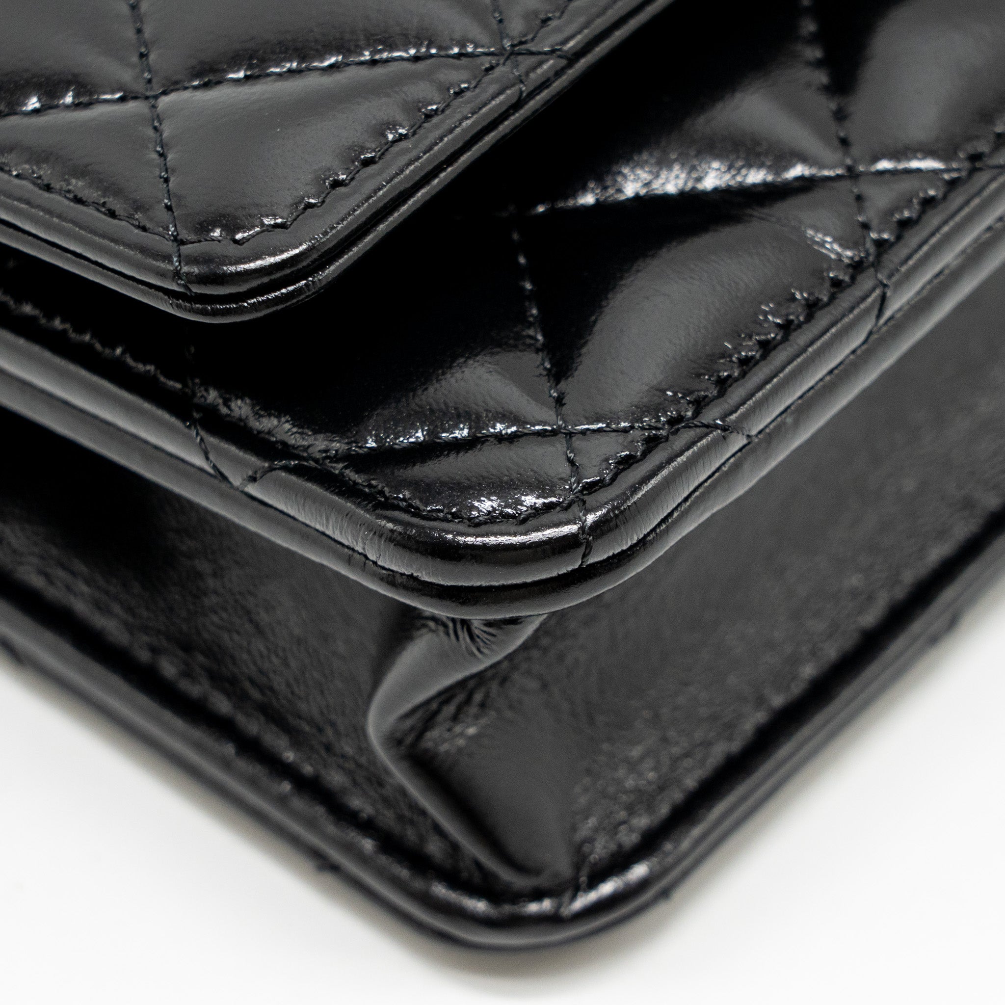 Chanel Wallet on CC Detailed Chain Shiny Lambskin Black  (Microchip)