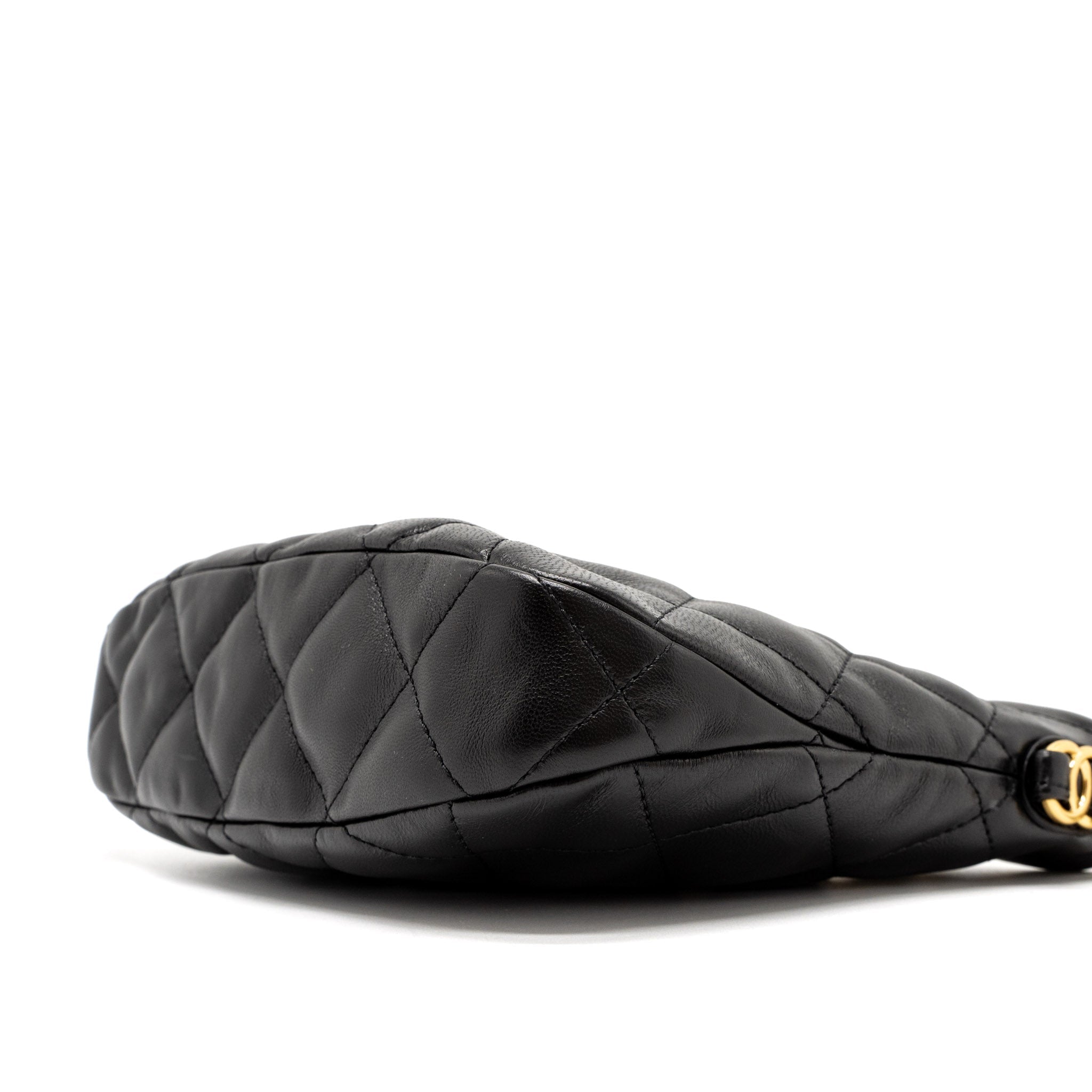 Chanel 22k Hobo Shoulder Bag Lambskin Black  (Microchip)