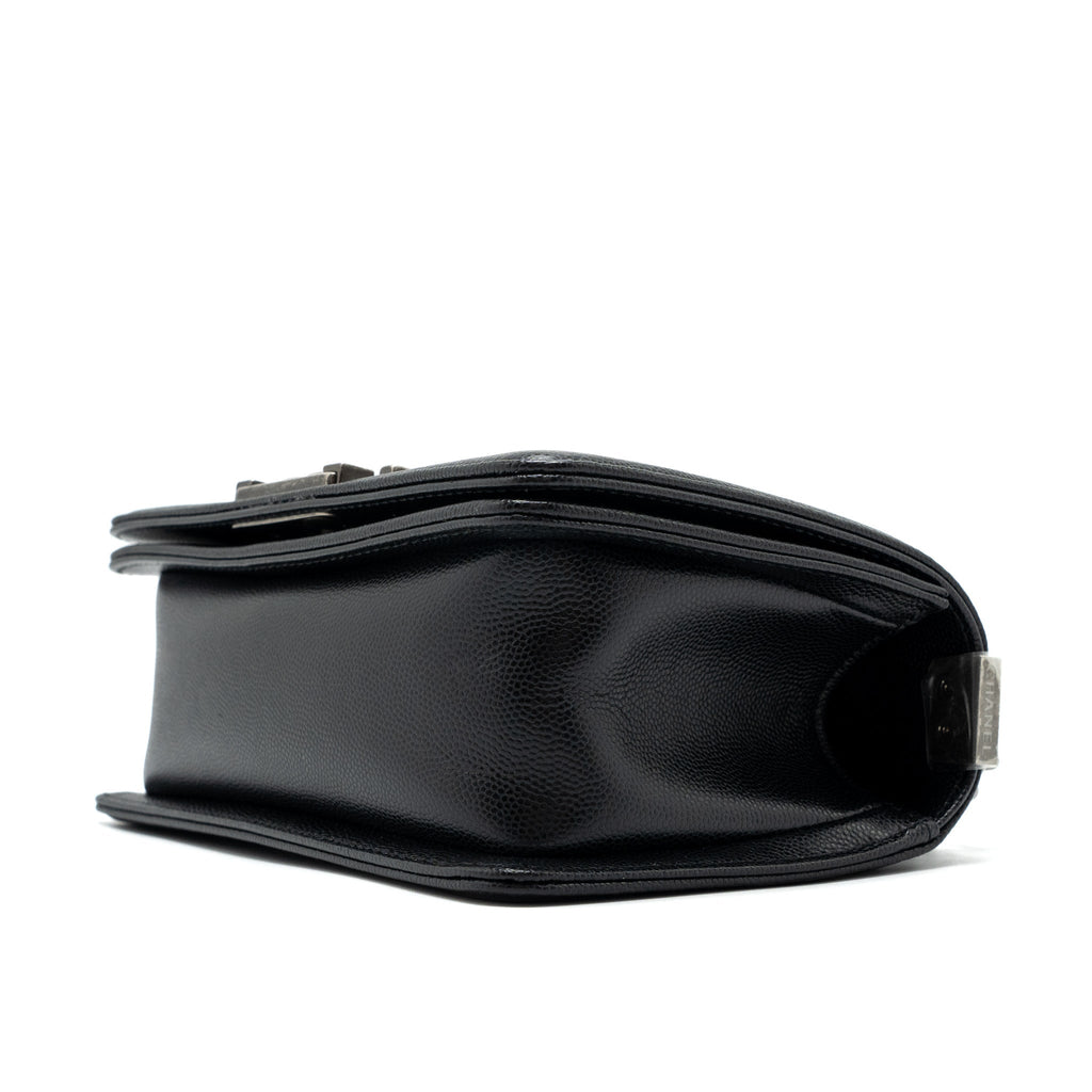 Chanel Small Boy Bag Caviar Black  (Microchip)