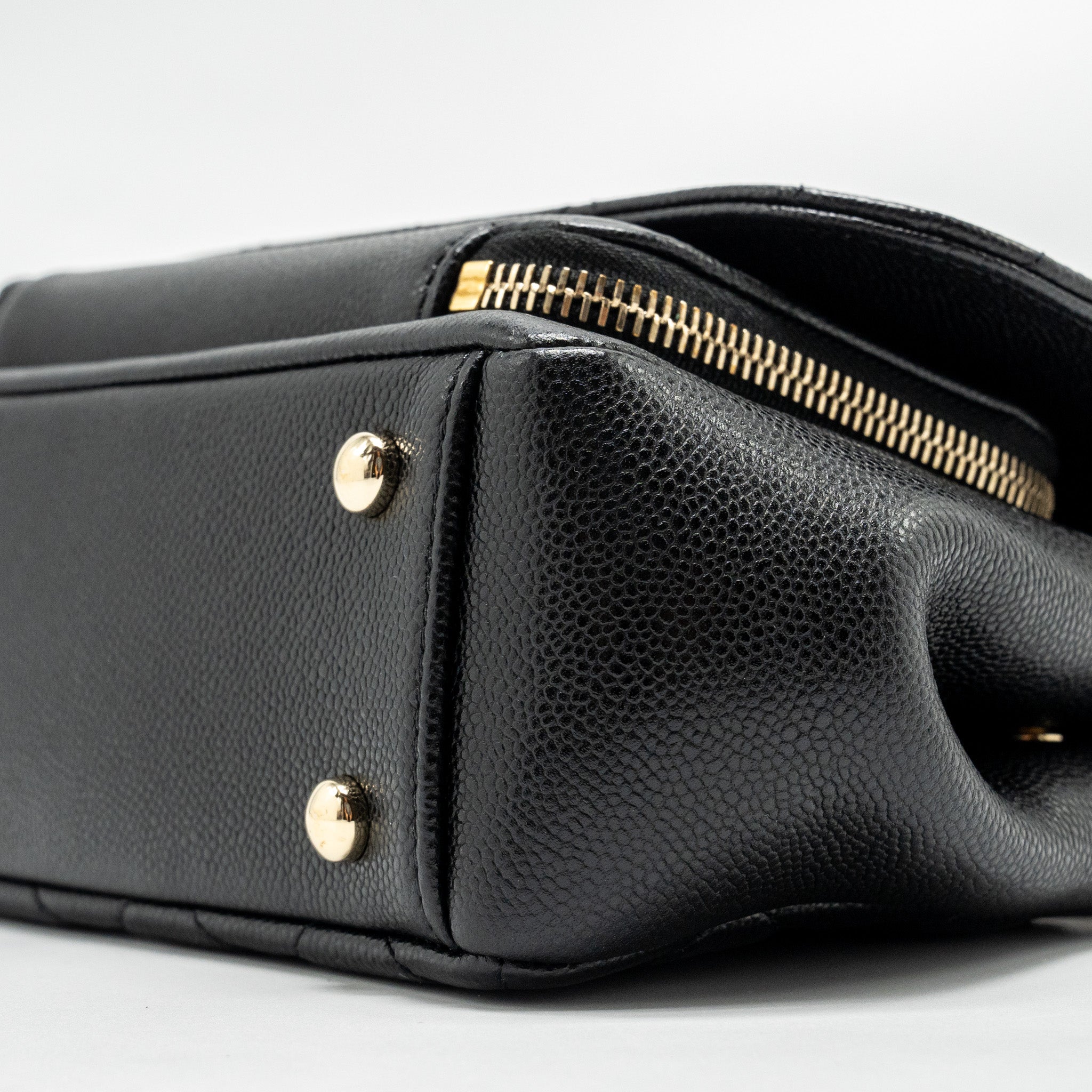 Chanel Small Business Affinity Caviar Black L (Microchip)