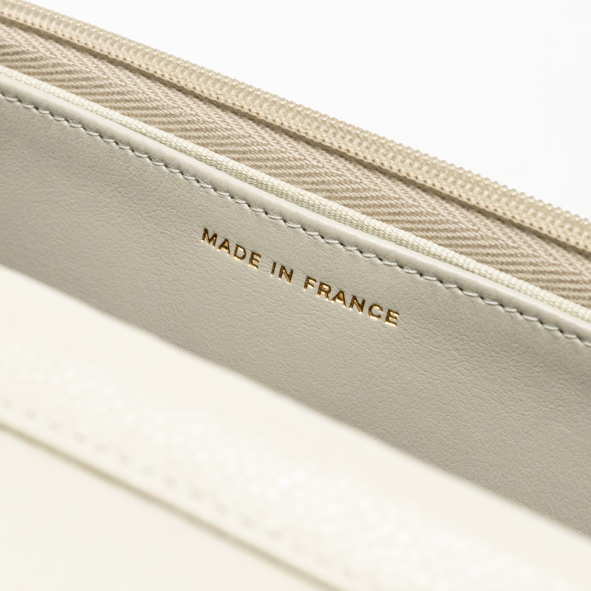 Chanel Classic Wallet on Chain Caviar Creamy White L(microchip)