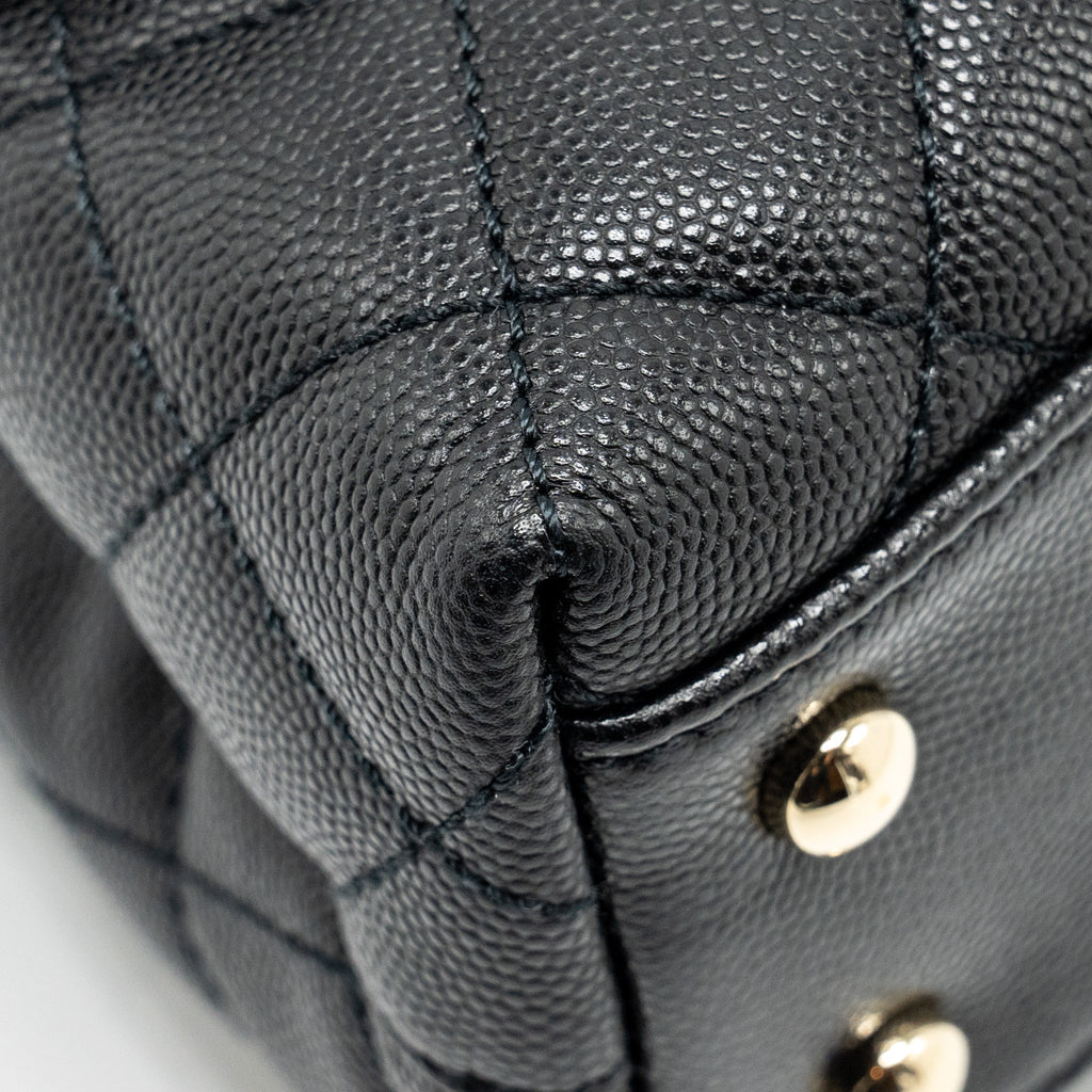Chanel Small COCO Handle Caviar Black L (Microchip)
