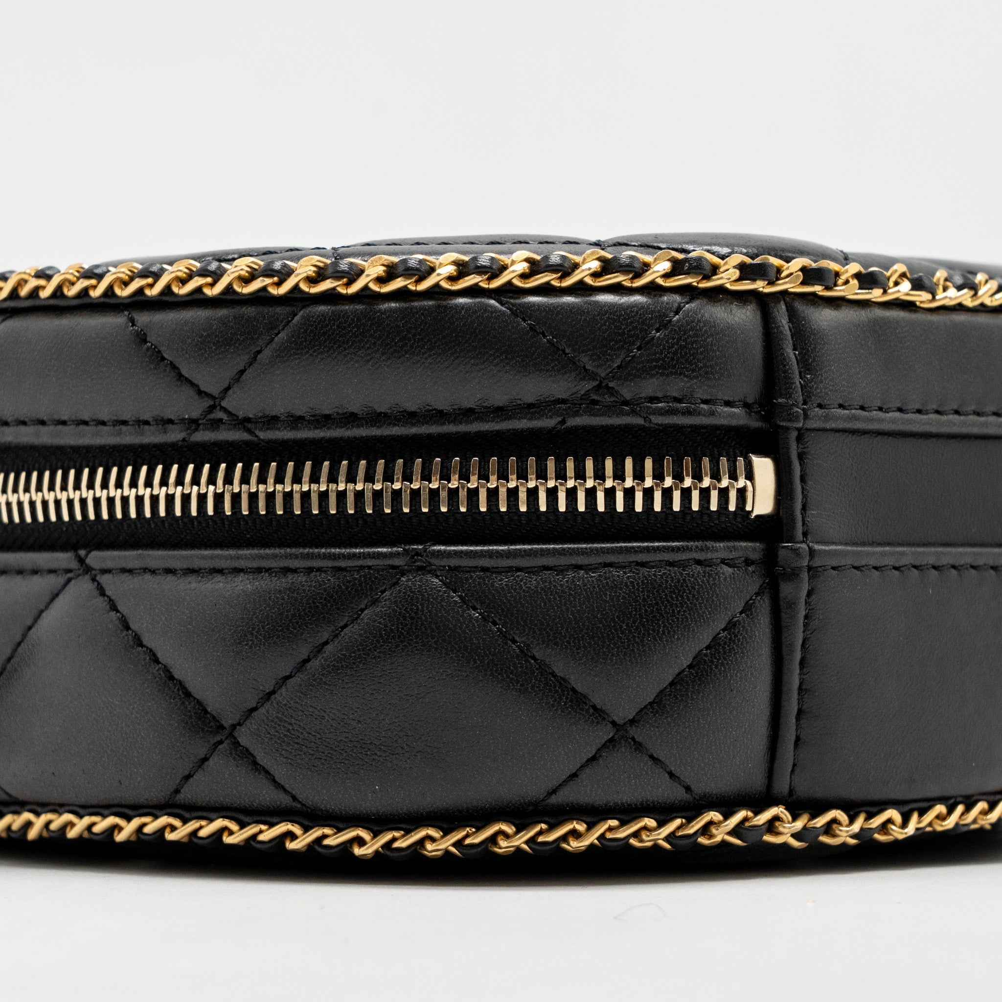 CHANEL Round Vanity With Chain Lambskin Black  (Microchip)