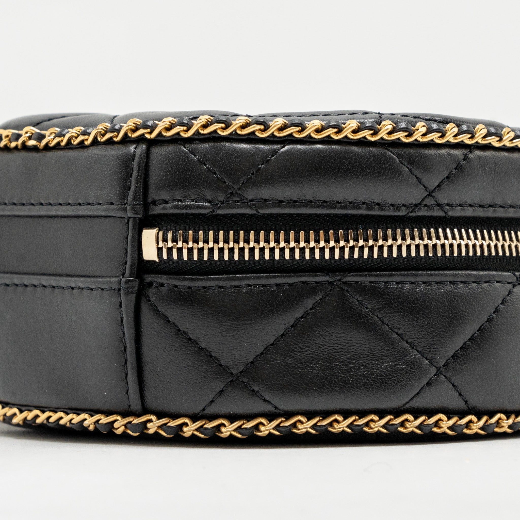 CHANEL Round Vanity With Chain Lambskin Black  (Microchip)