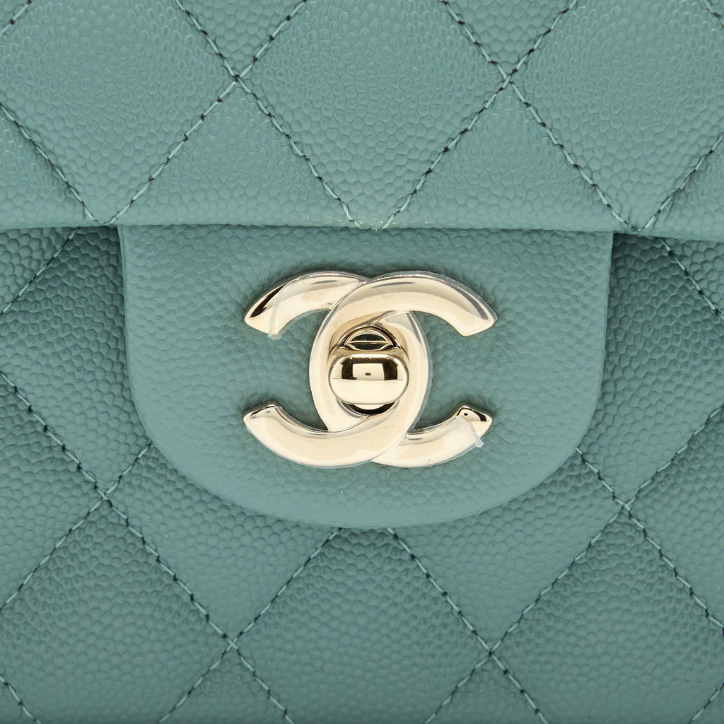 Chanel 22C Small Classic Double Flap Bag Caviar NG124 Greyish Green L (Microchip)