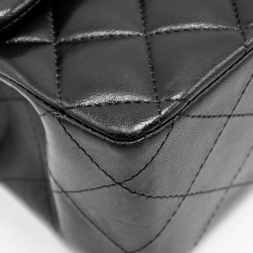 Chanel Medium Classic Double Flap Bag lambskin black