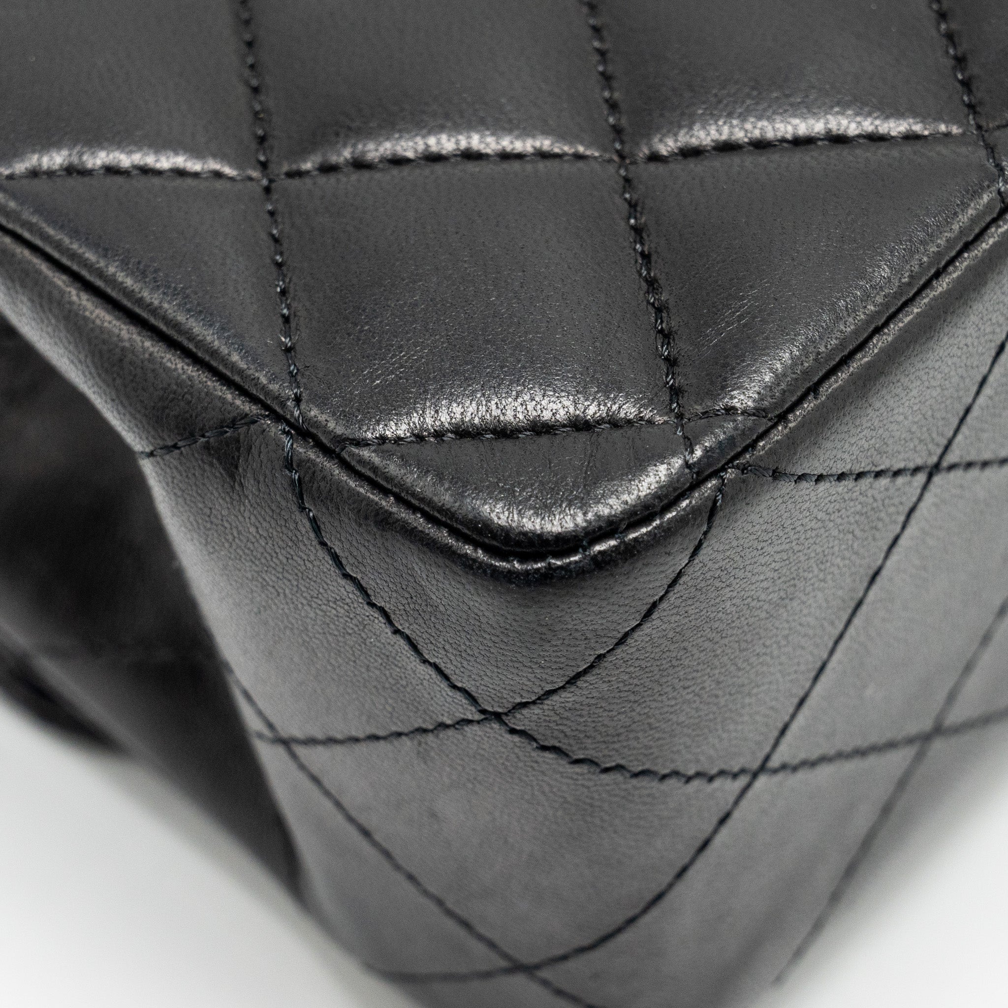 Chanel Medium Classic Double Flap Bag lambskin black