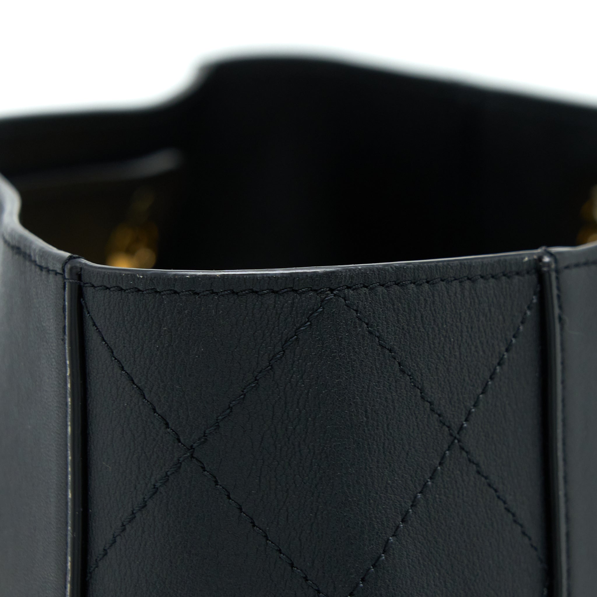 Chanel Tote Bag Lambskin Black L