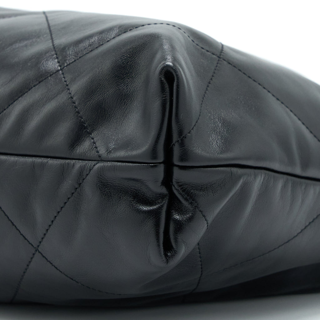 Chanel Medium 22 Bag Shiny Calfskin Black Brushed  (Microchip)