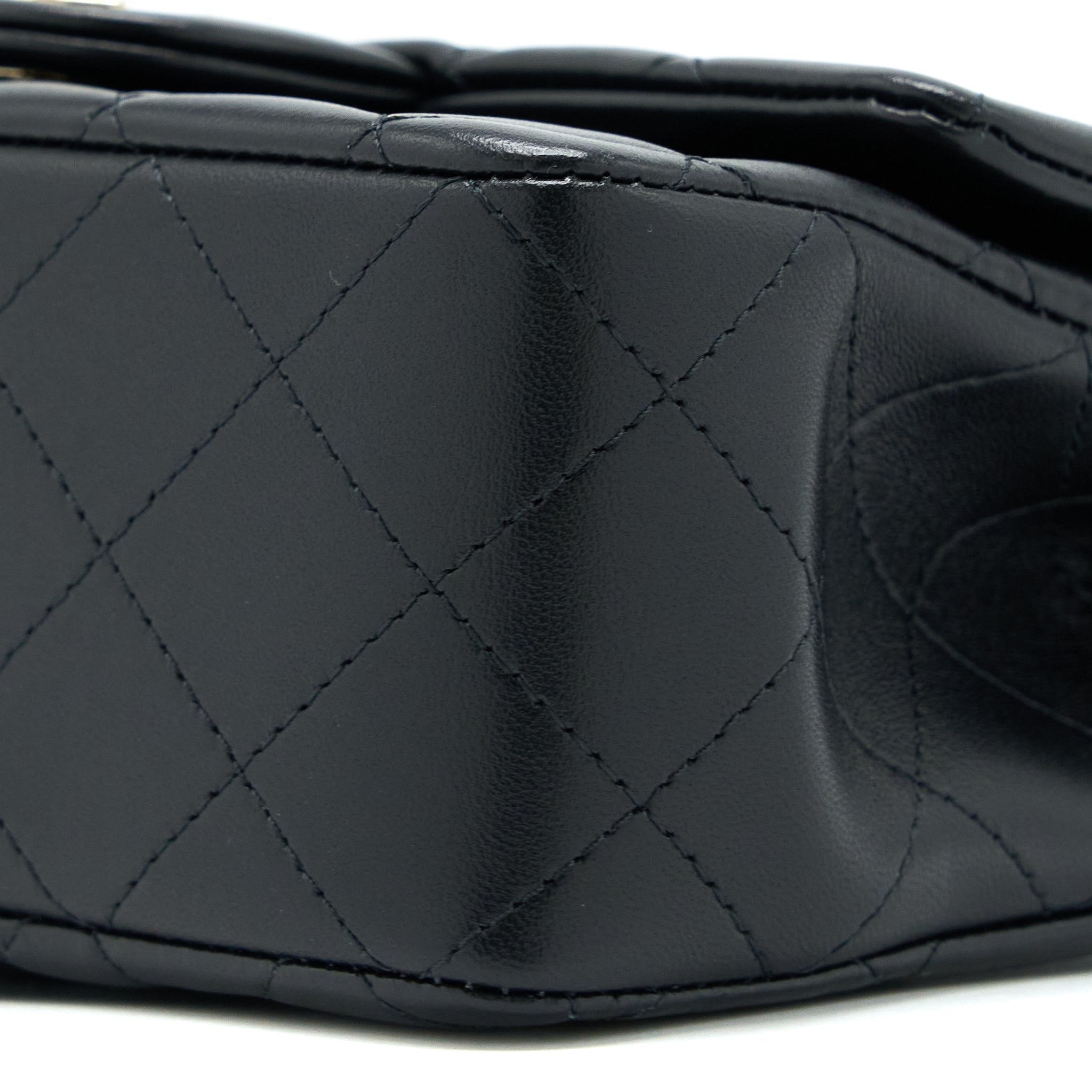 Chanel Top Handle Mini Rectangular Flap Bag Lambskin Black L (Microchip)