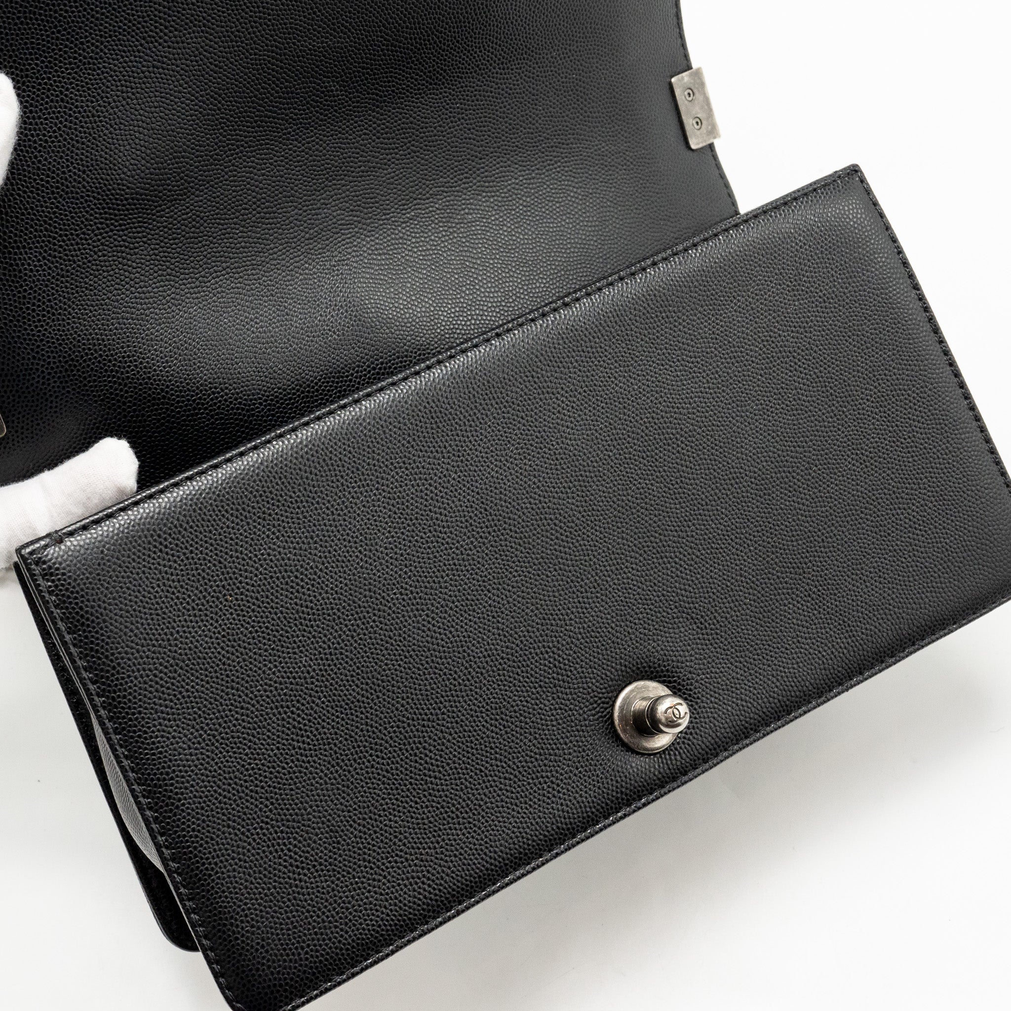 Chanel Medium Boy Bag Caviar Black  (Microchip)