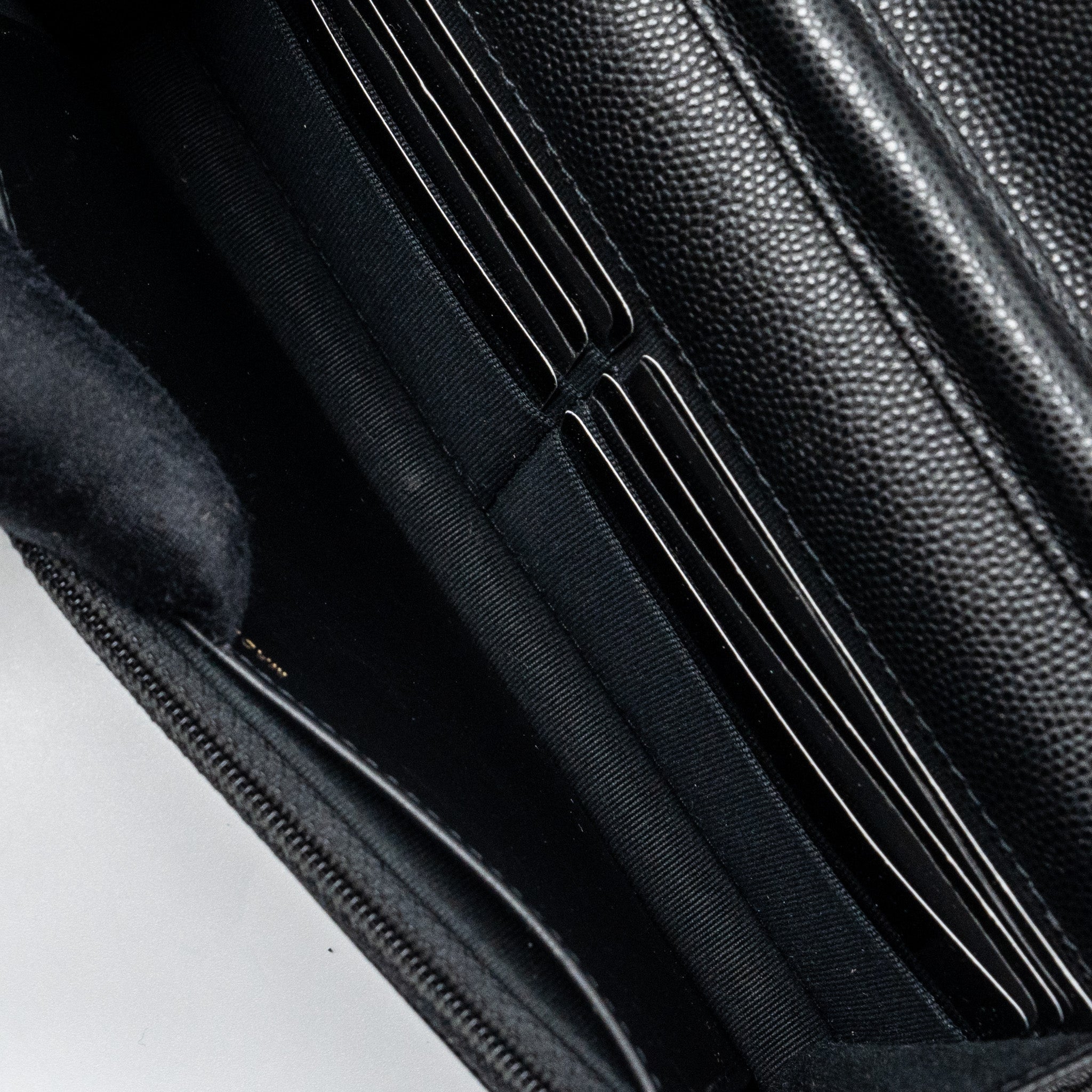 Chanel Detailed Logo Wallet On Chain Black Caviar L (microchip)